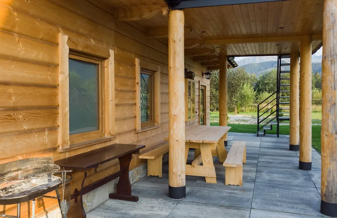 Chalet Mace-1